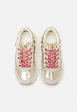 Friboo Sneakers Laag - Gold 9 Friboo Sneakers Laag - Gold -Friboo a3bdd98c073b4f5181acd3e32963b349